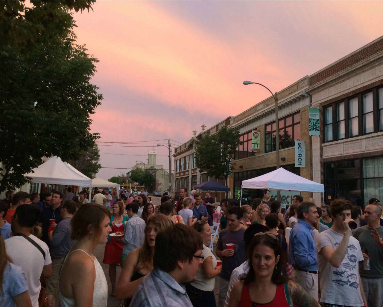 Atomicdust BBQ crowd