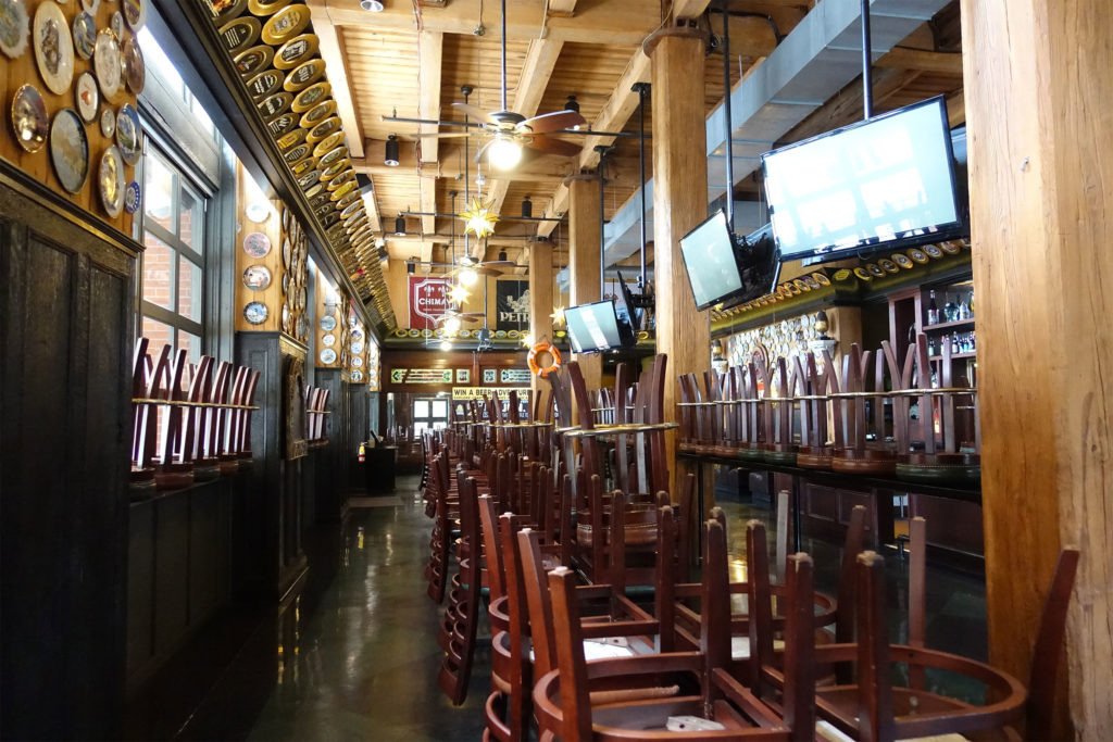 Flying Saucer restaurant in St. Louis