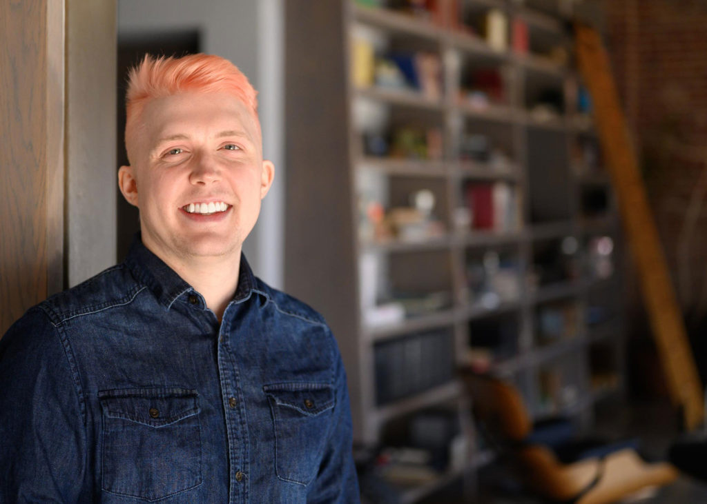 Senior Web Developer Glendon Grapperhaus at the Atomicdust Office