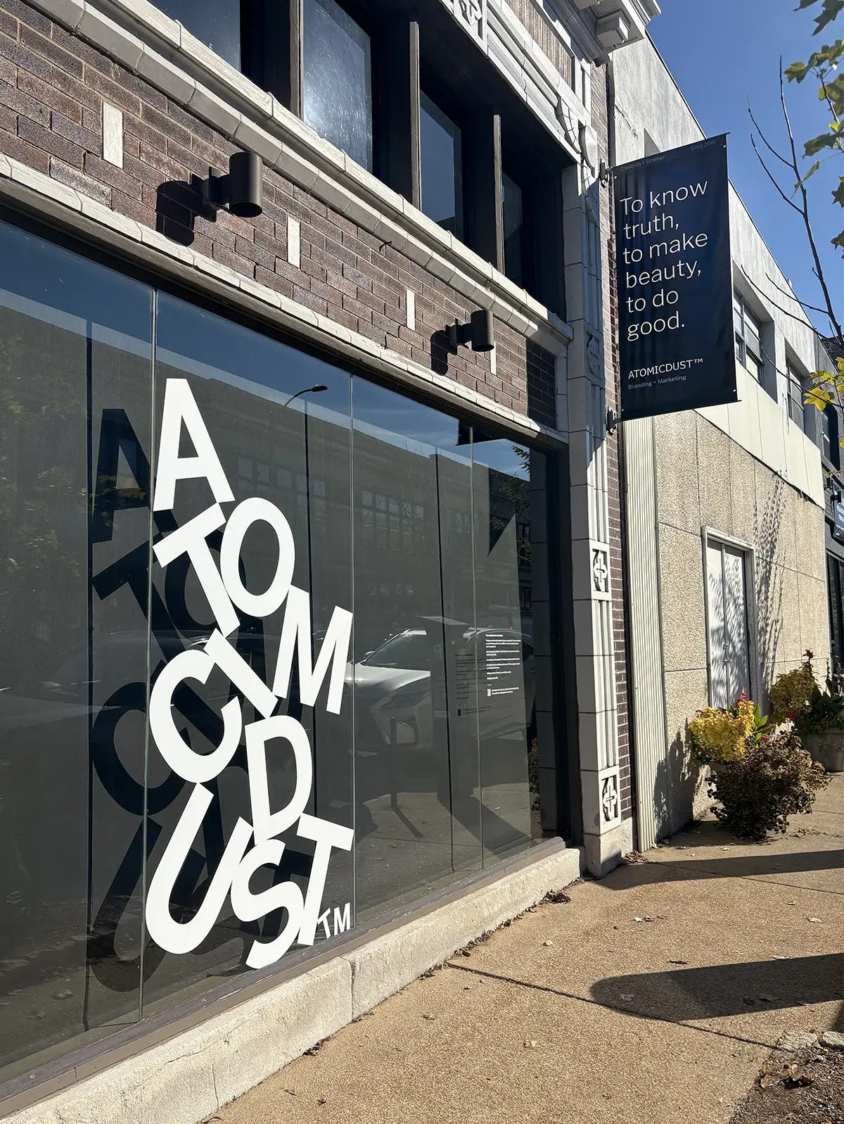 Atomicdust window design