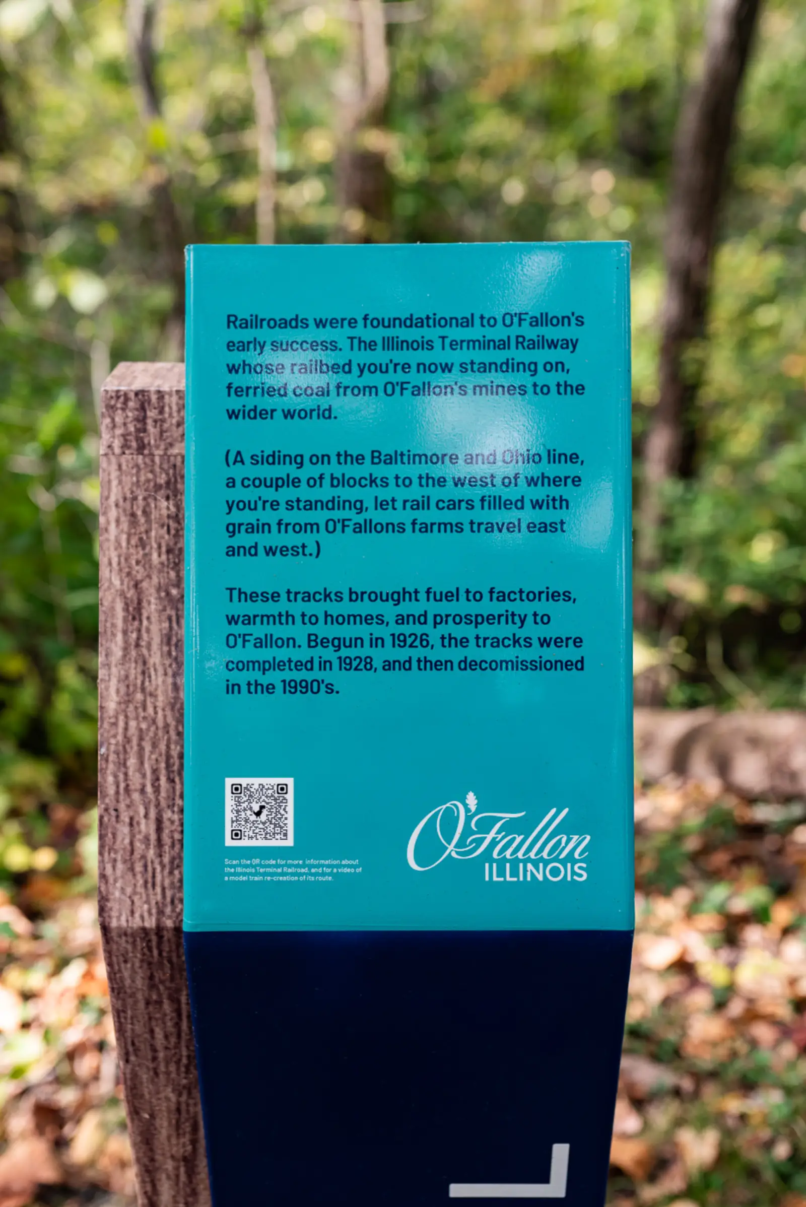 Illini Trail marker telling O'Fallon's railroad history